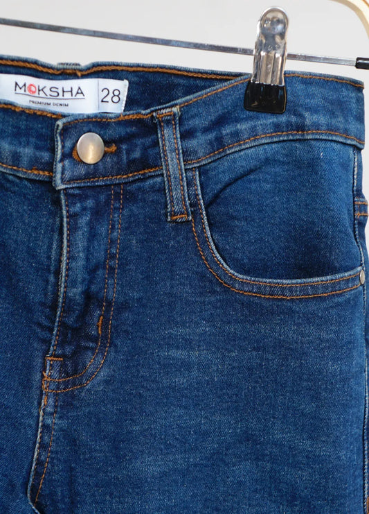 MEN ATHLETIC TAPER JEANS