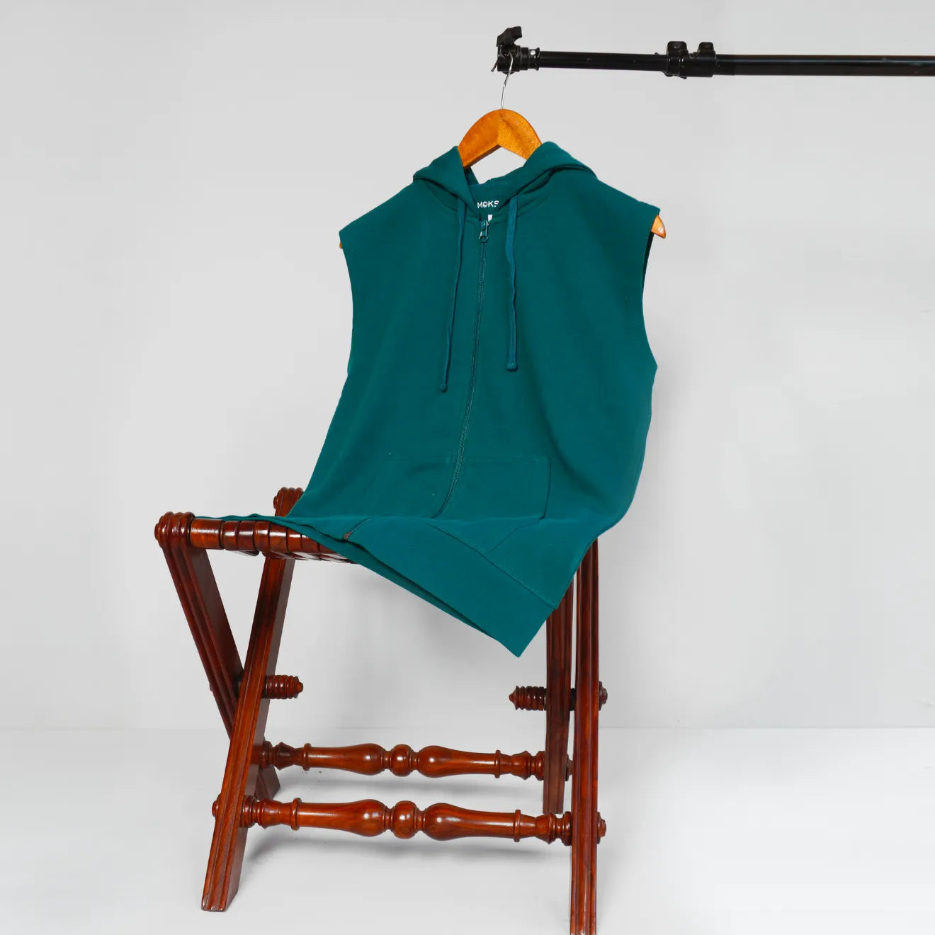 MEN NEW YORK SLEEVLESS HOODIE