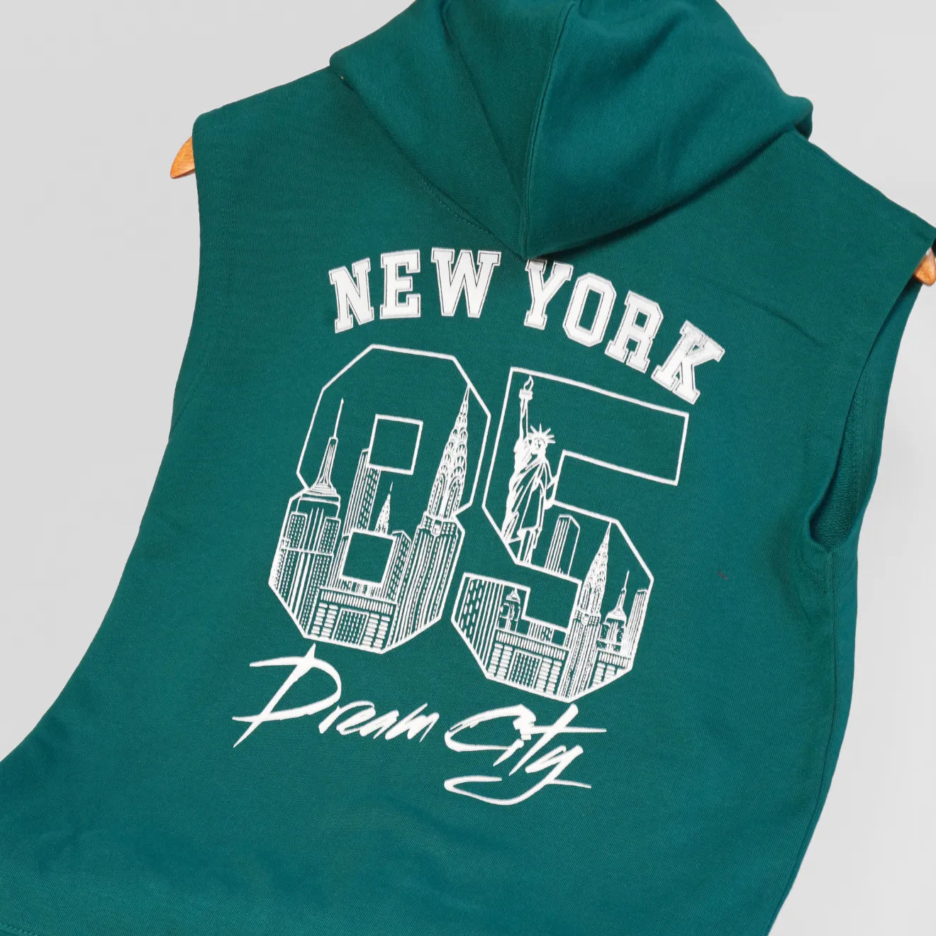 MEN NEW YORK SLEEVLESS HOODIE