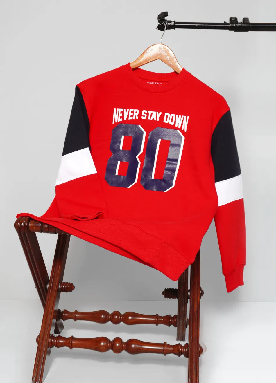 MEN PENEL SWEATSHIRT WITH GRAPHIC PRINT