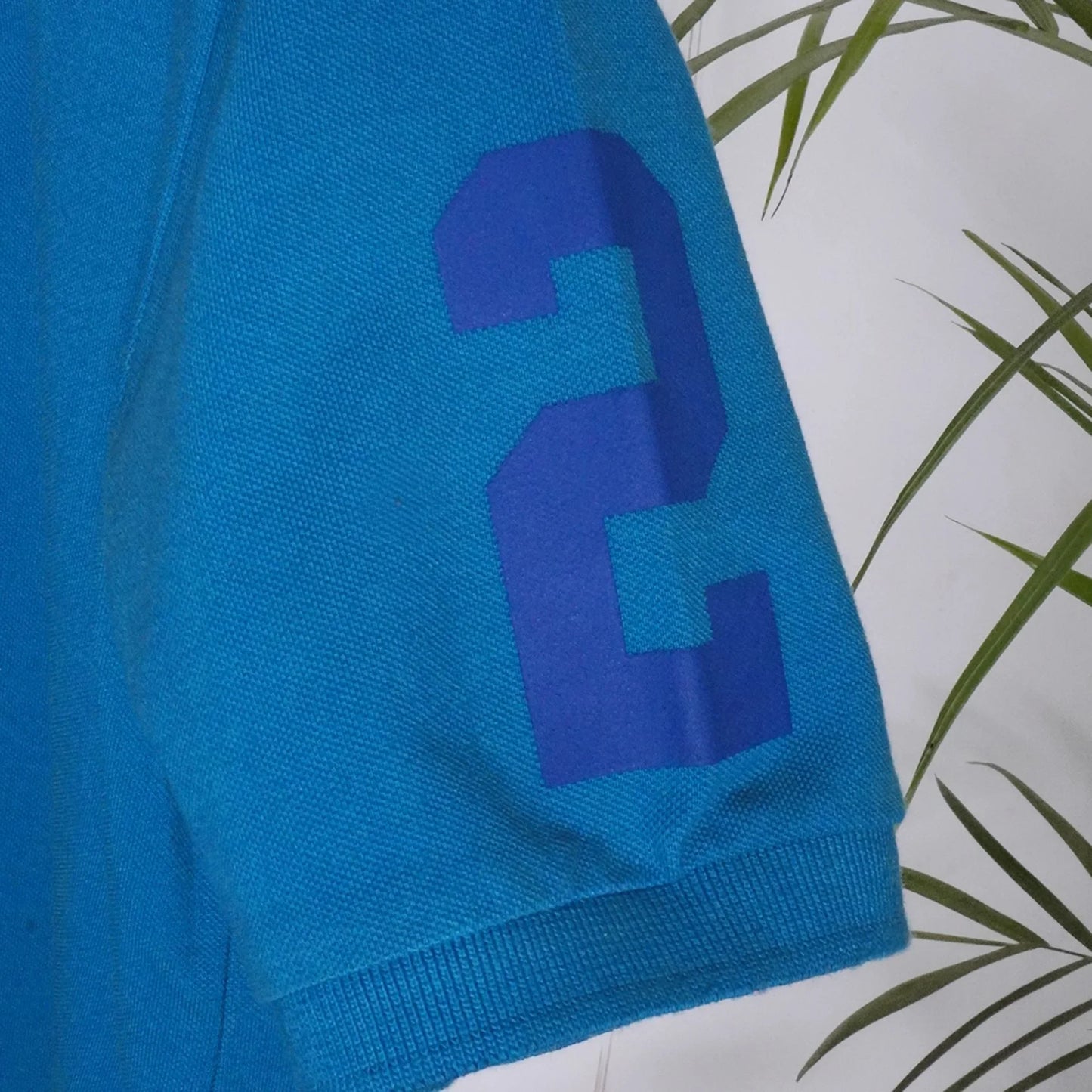 BASIC POLO WITH GRAPHIC PRINT