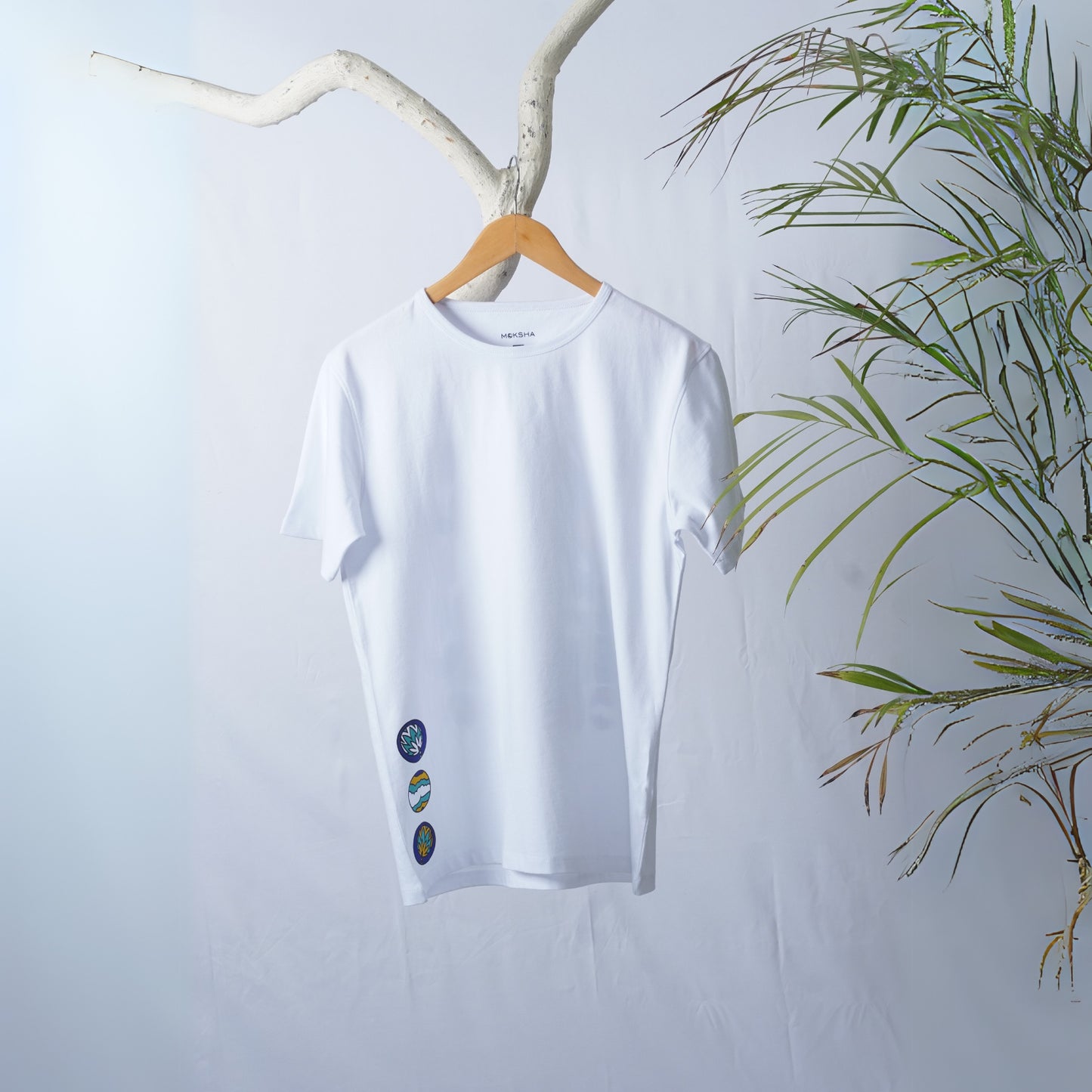 Men Crew Neck T-Shirt with Graphic Print