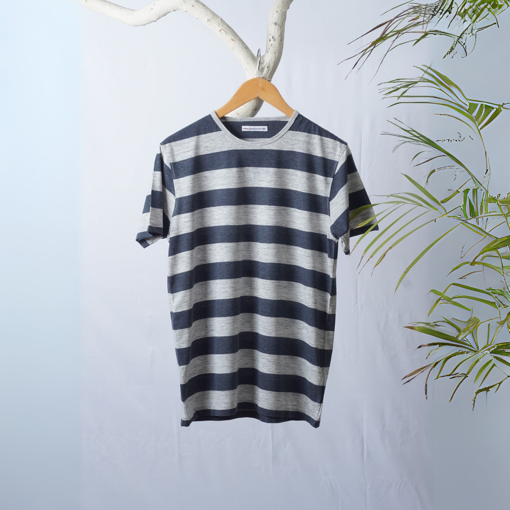 Men Stripes  Crew Neck T-Shirt