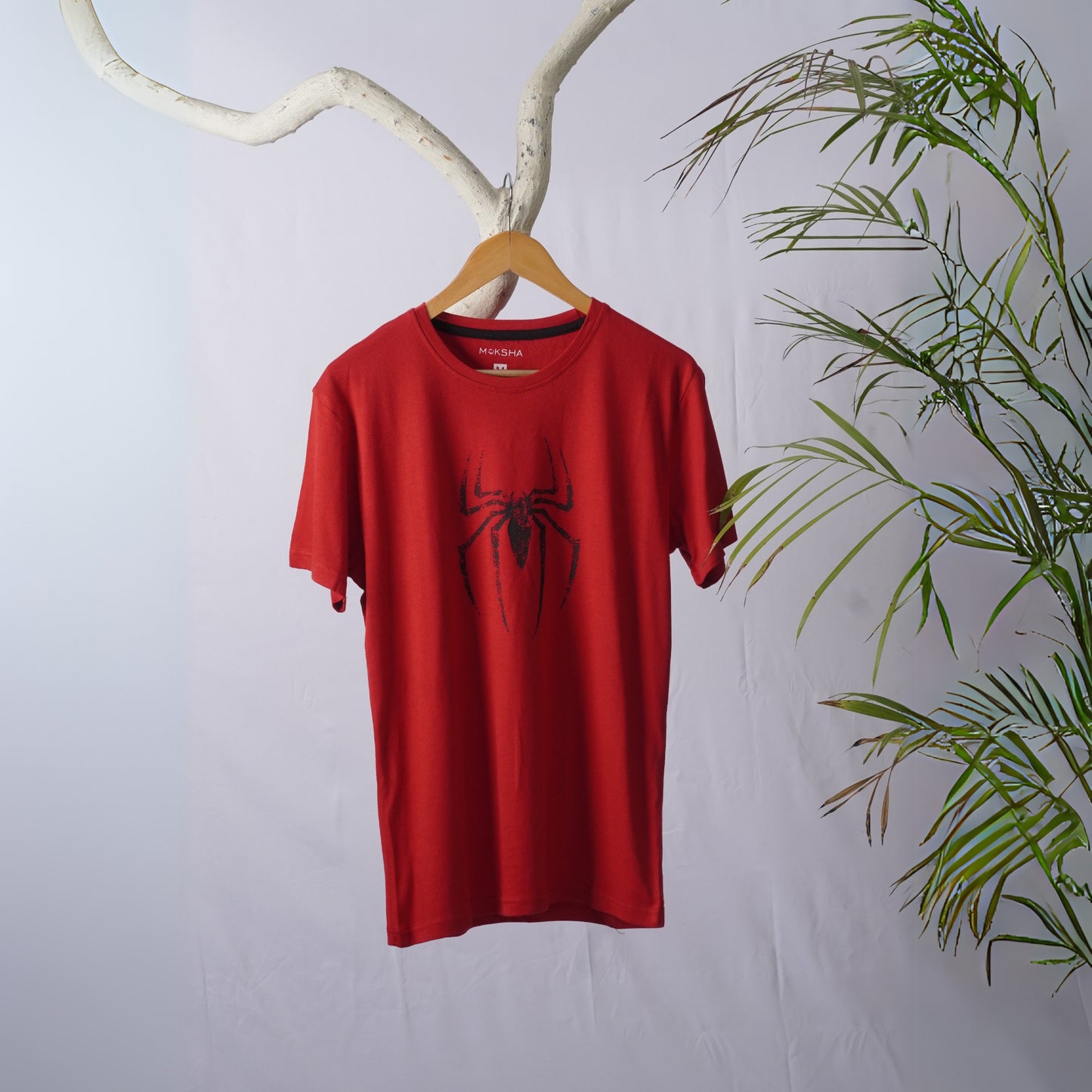 Men Crew Neck T-Shirt with Graphic Print