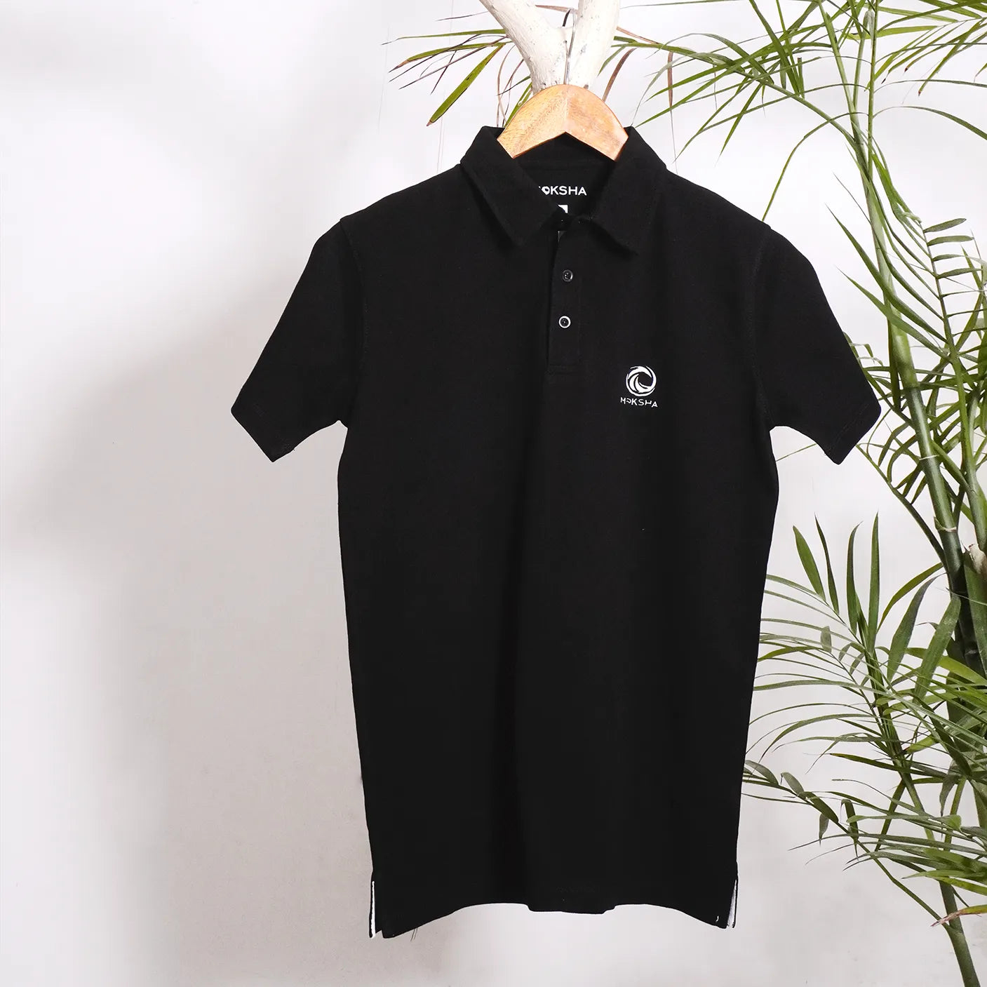 MENS  POLO WITH FRONT LOGO