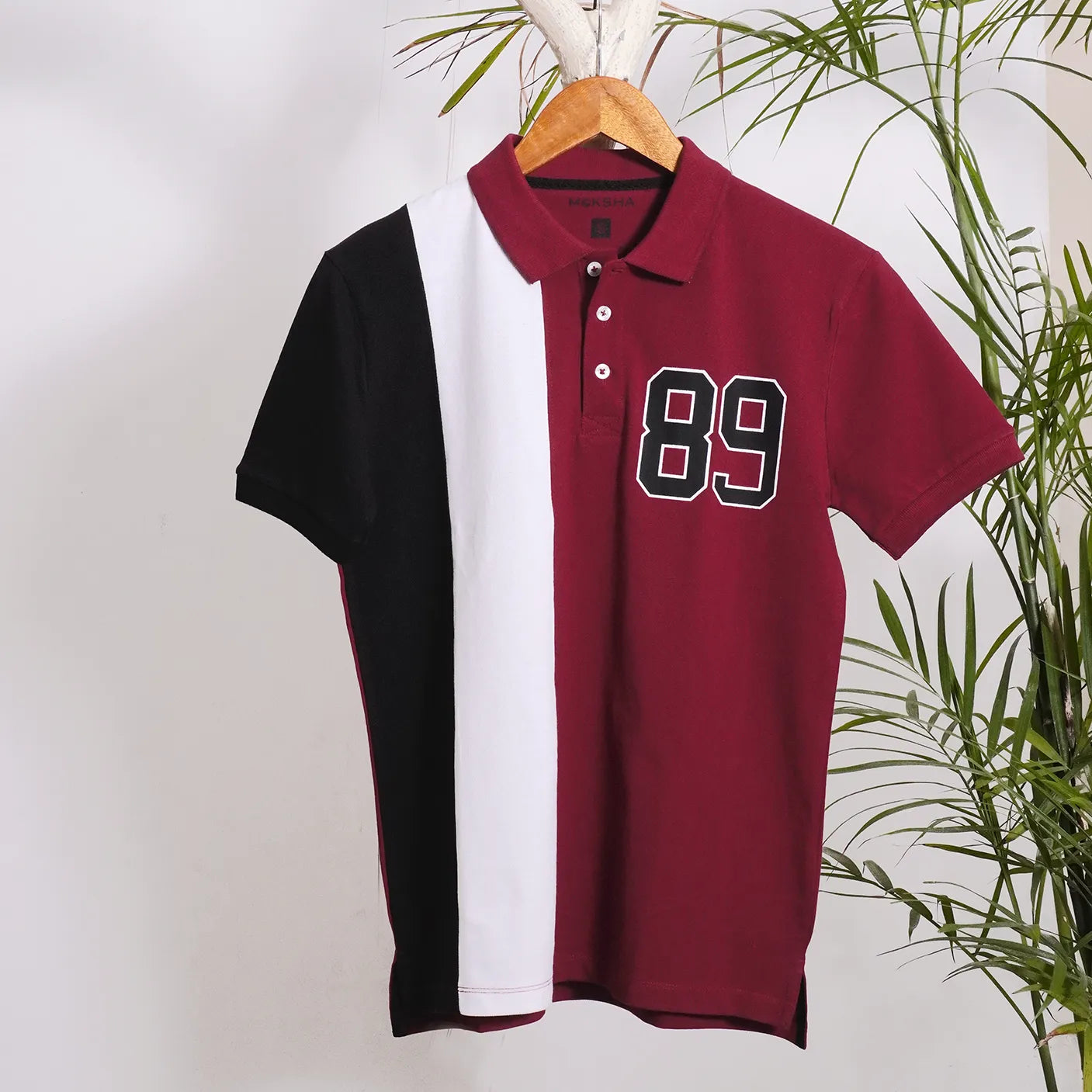 MEN PANEL POLO WITH GRAPHIC PRINT