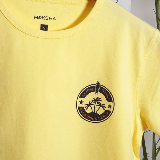 Men Crew Neck T-Shirt with Graphic Print