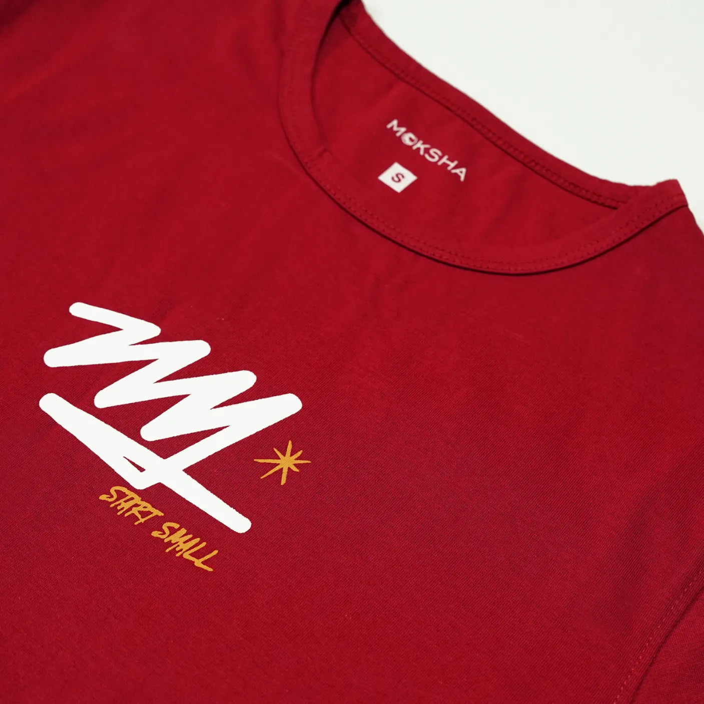 Men Crew Neck T-Shirt with Graphic Print