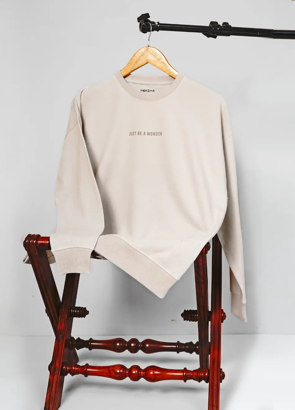DROP SHOULDER SWEATSHIRT