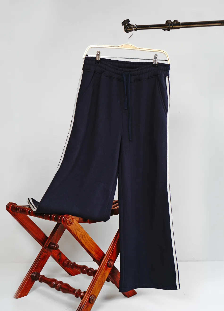 MEN LOOSE FIT TROUSER