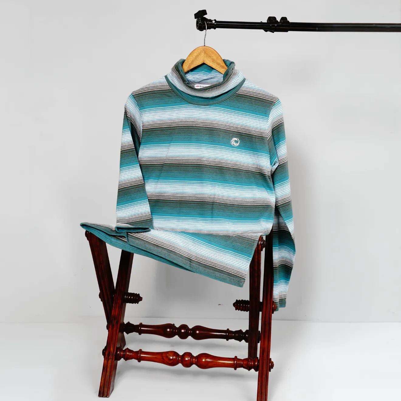 HIGH NECK
