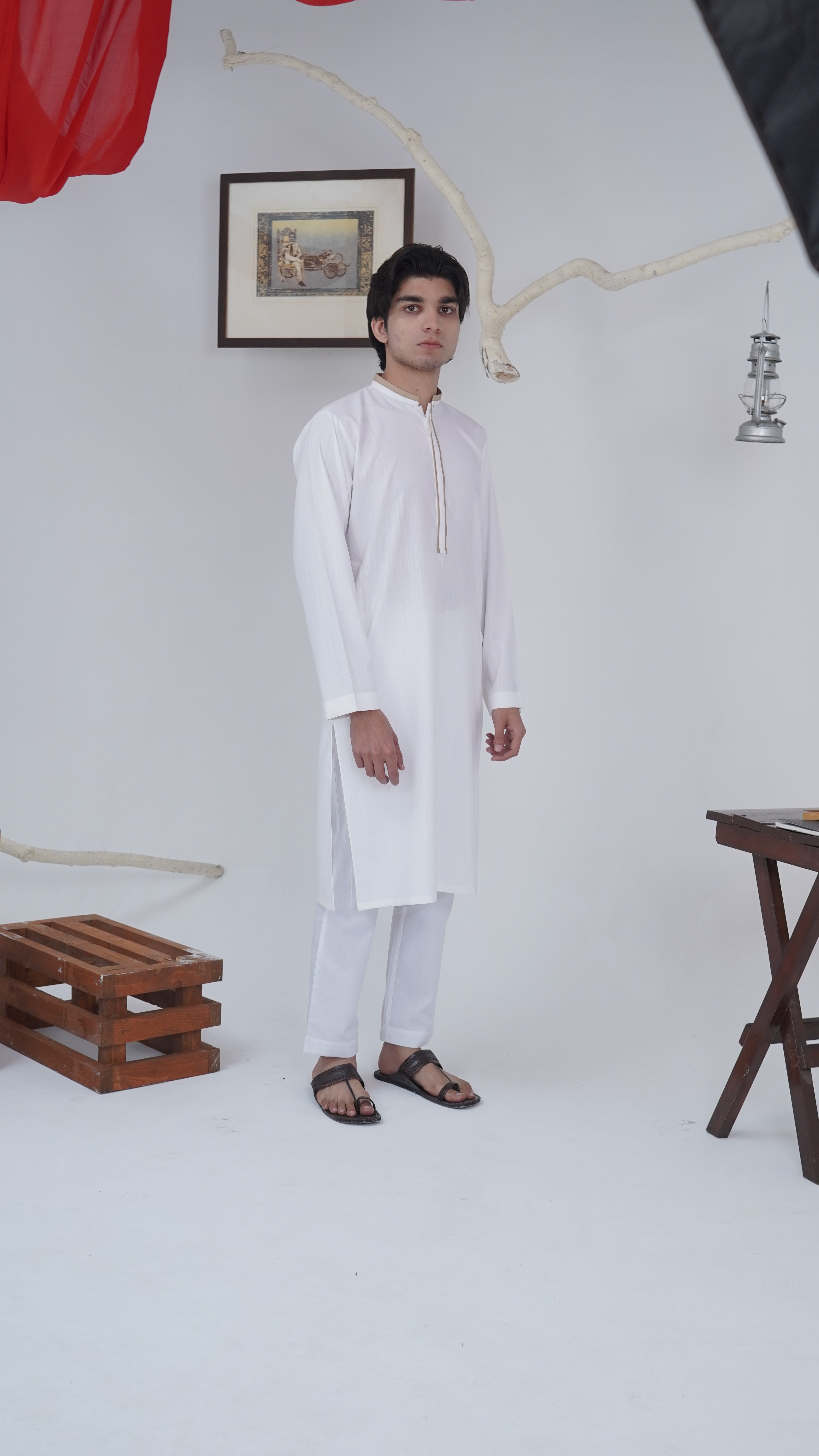 PIPING AND RUNNING STITCH SLUB WASH&WEAR KURTA